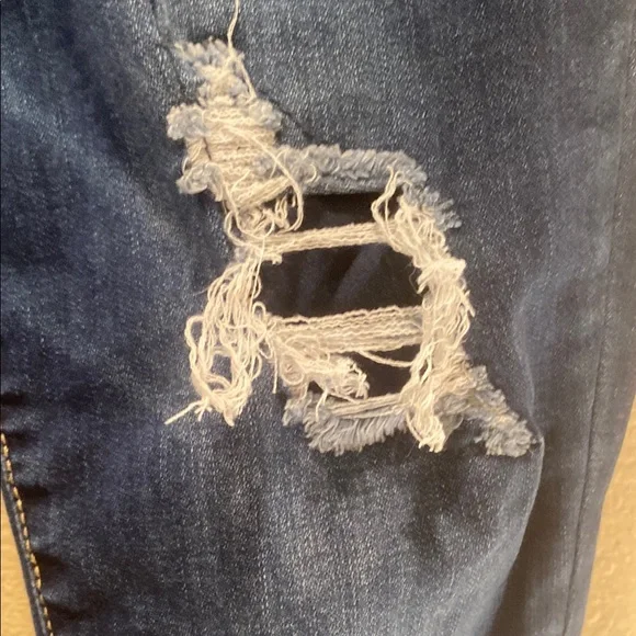 Blue Skinny Distressed Jeans JR 13 or Women 31 - Picture 4 of 4